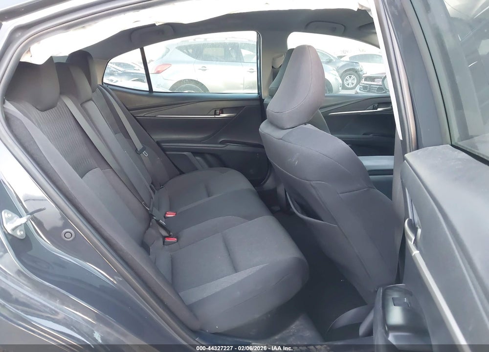 2025 TOYOTA CAMRY LE VIN: 4T1DAACK7SU112643