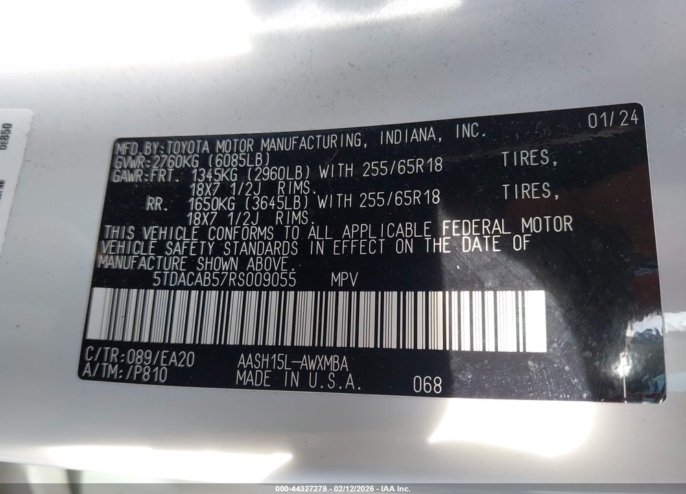 2024 TOYOTA GRAND HIGHLANDER HYBRID XLE VIN: 5TDACAB57RS009055