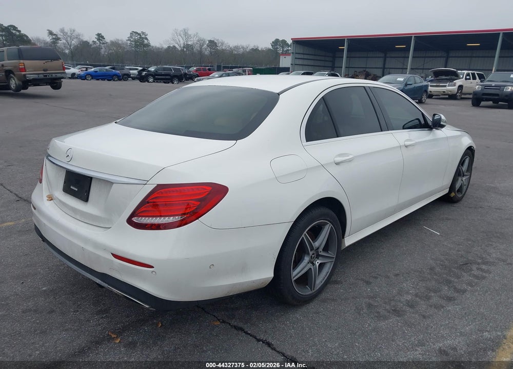 2018 MERCEDES-BENZ E 300 VIN: WDDZF4JB4JA309811