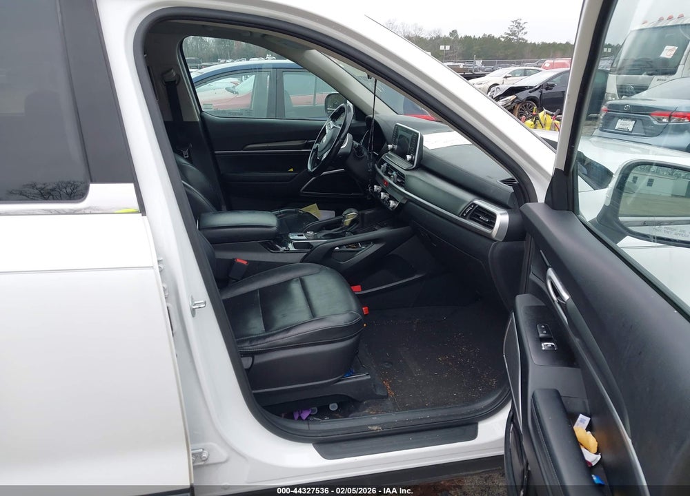 2020 KIA TELLURIDE LX VIN: 5XYP24HC1LG047051