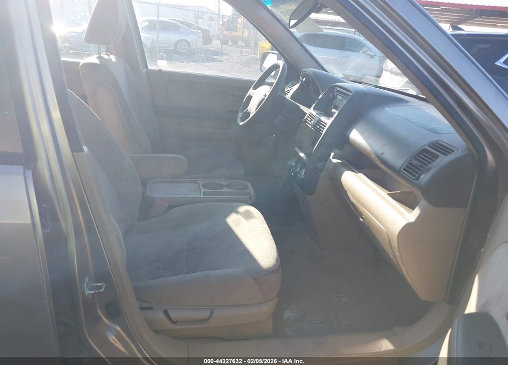 2005 HONDA CR-V LX VIN: SHSRD78595U344092