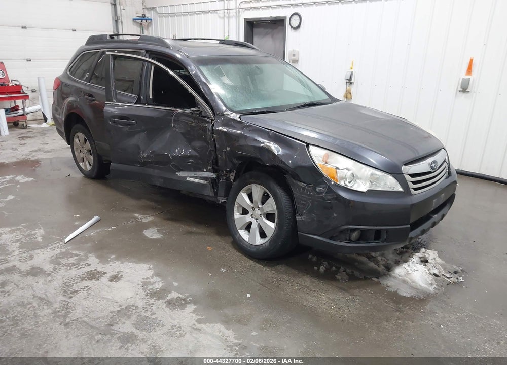 2010 SUBARU OUTBACK 2.5I PREMIUM VIN: 4S4BRBGC4A3341939