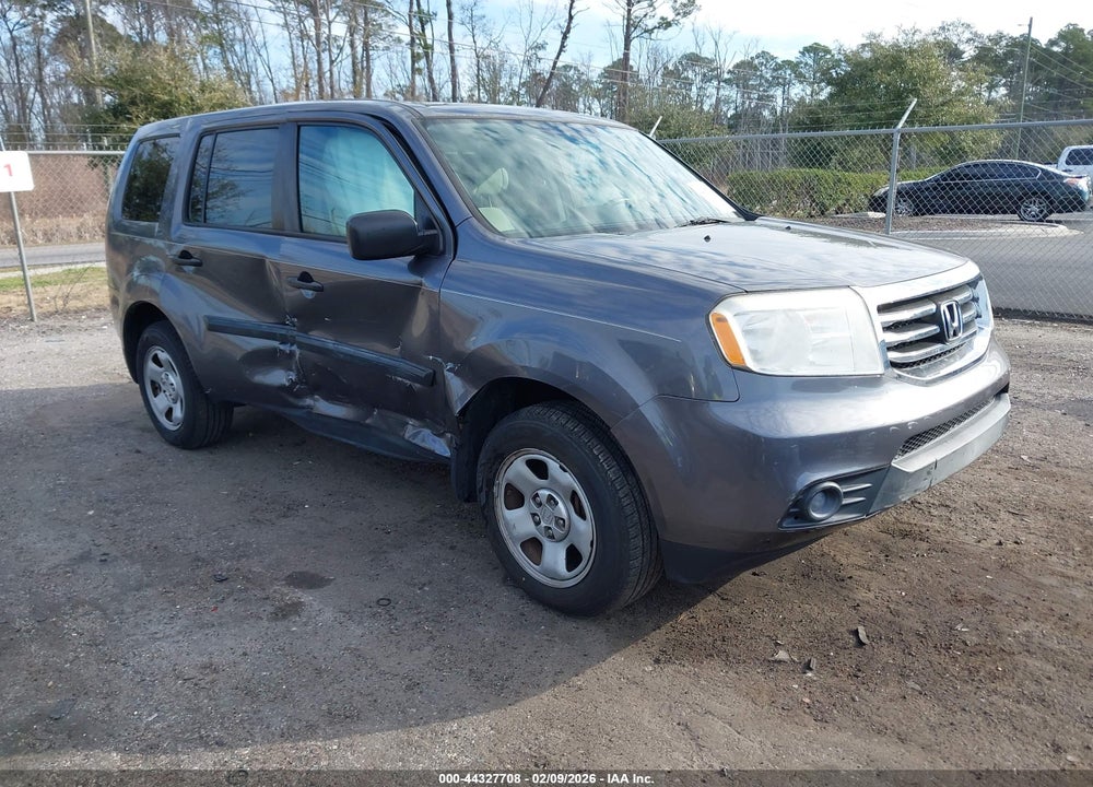 2015 HONDA PILOT LX VIN: 5FNYF3H26FB012897