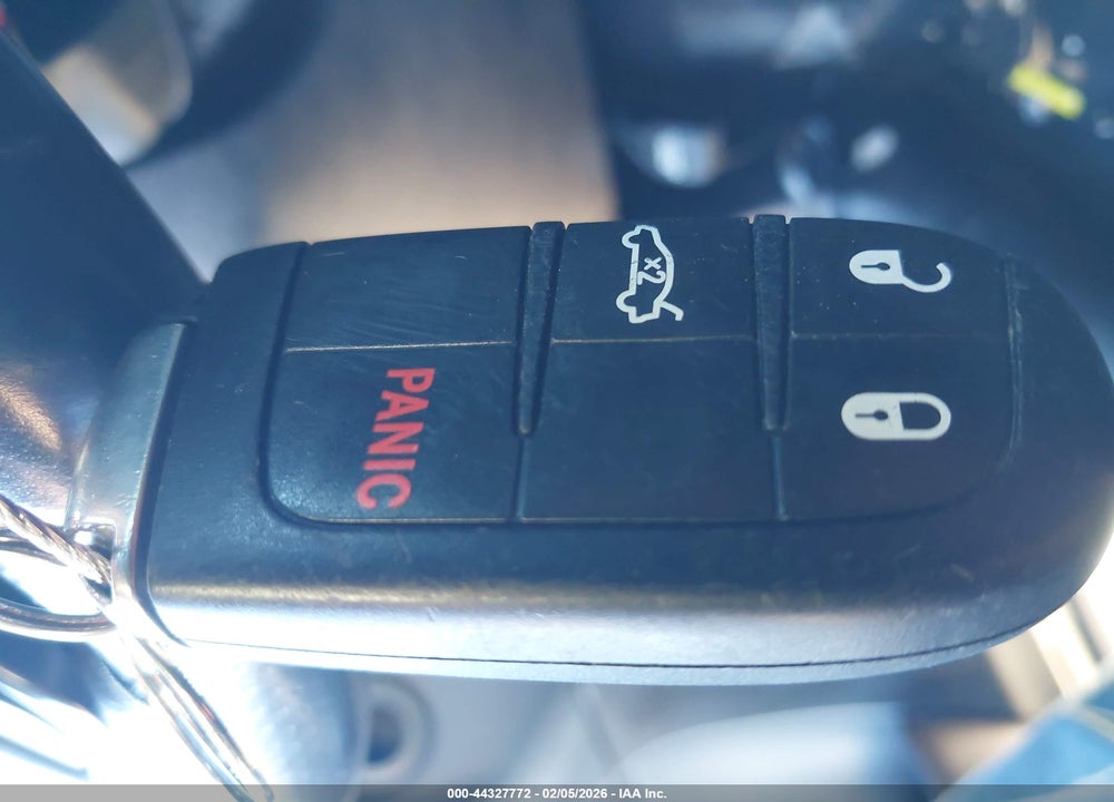 2020 DODGE CHALLENGER SXT VIN: 2C3CDZAG9LH195084