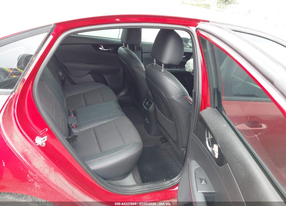 2023 KIA FORTE GT VIN: 3KPF44AC3PE504560