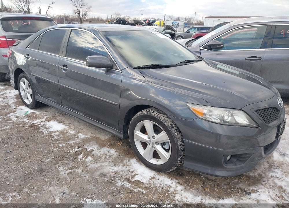 2011 TOYOTA CAMRY SE VIN: 4T1BF3EK1BU604313