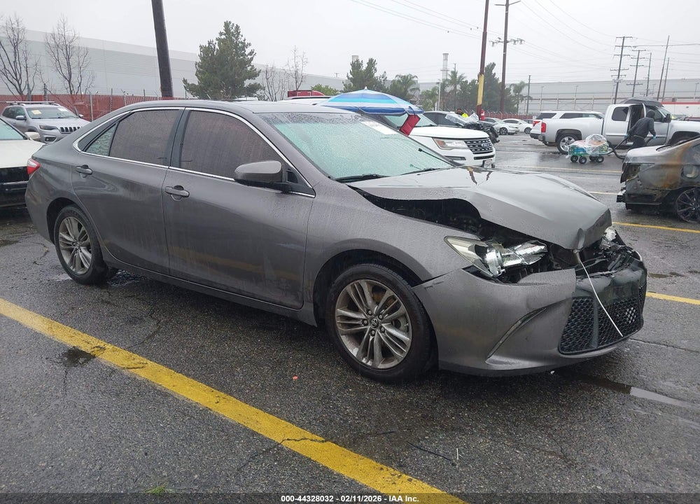 2016 TOYOTA CAMRY SE VIN: 4T1BF1FK2GU208496