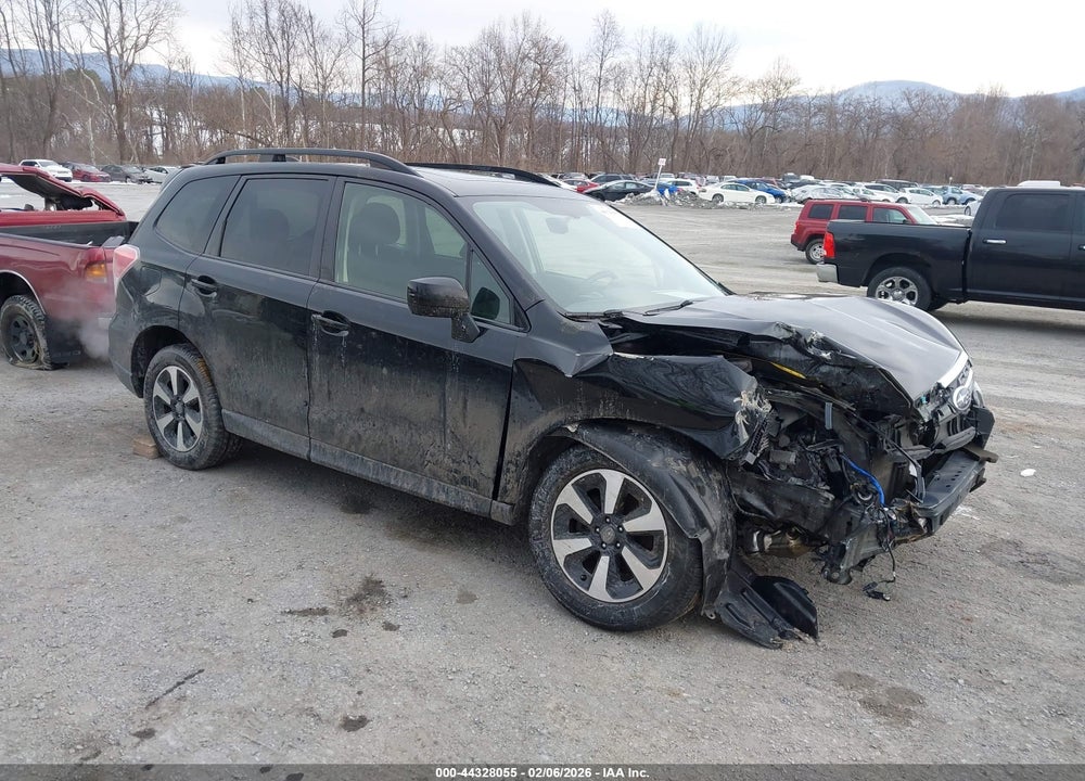 2018 SUBARU FORESTER 2.5I PREMIUM VIN: JF2SJAEC4JH466209