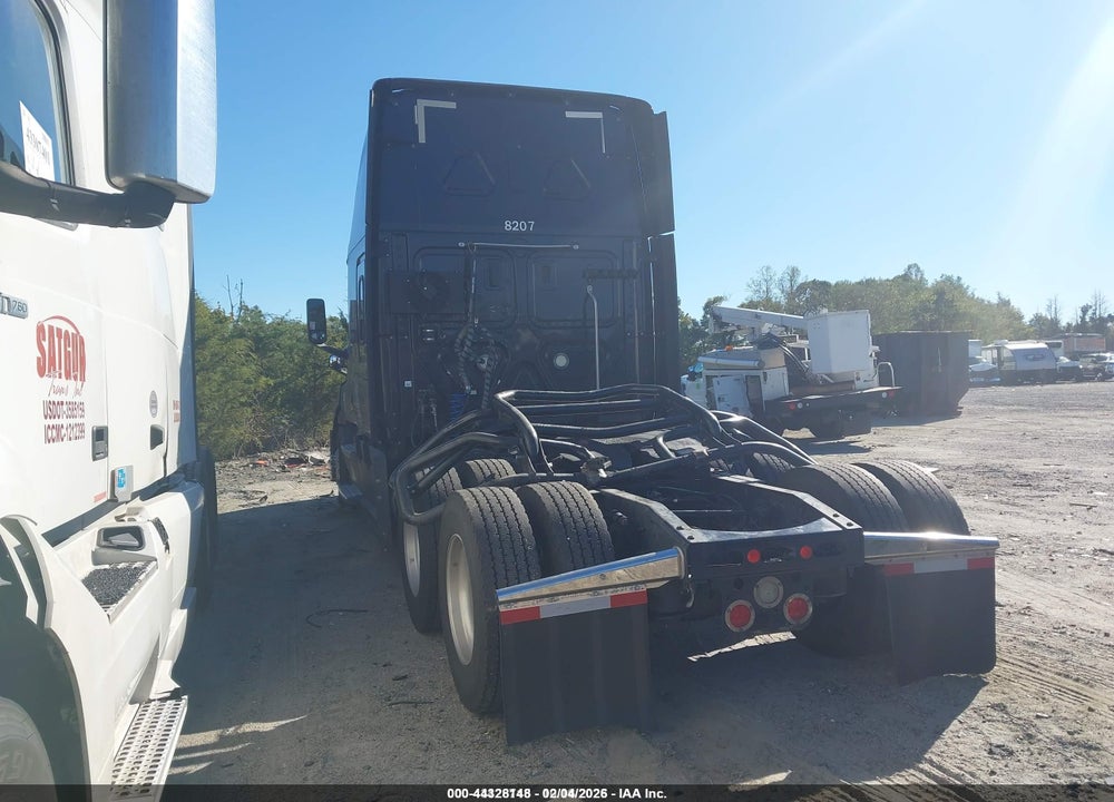 2018 FREIGHTLINER NEW CASCADIA 126 VIN: 3AKJHHDV7JSJM9245