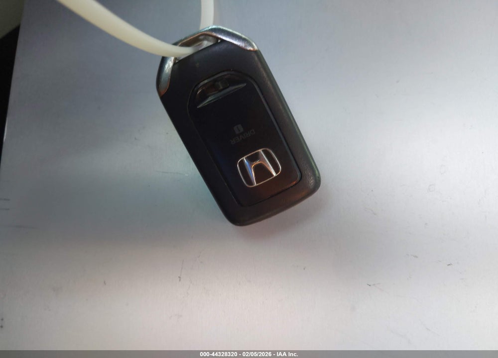 2017 HONDA ACCORD EX-L VIN: 1HGCR2F86HA222206