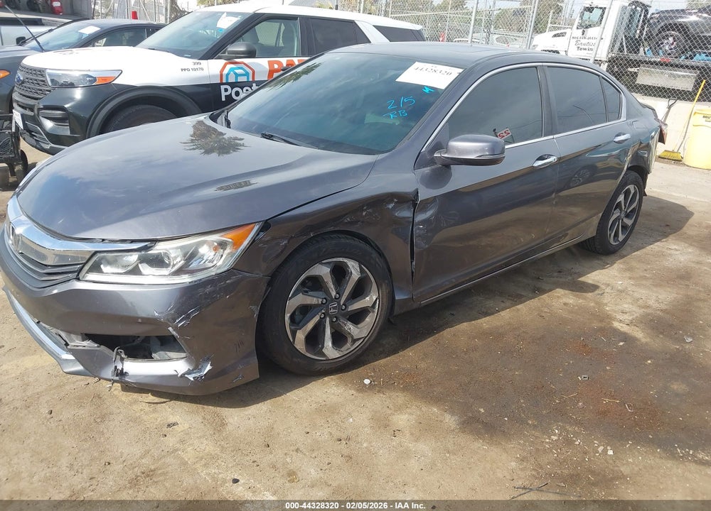 2017 HONDA ACCORD EX-L VIN: 1HGCR2F86HA222206