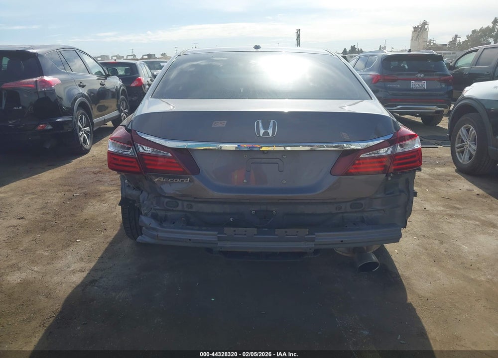 2017 HONDA ACCORD EX-L VIN: 1HGCR2F86HA222206