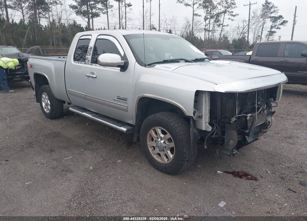 2011 CHEVROLET SILVERADO 2500HD LTZ VIN: 1GC2KYC80BZ219381