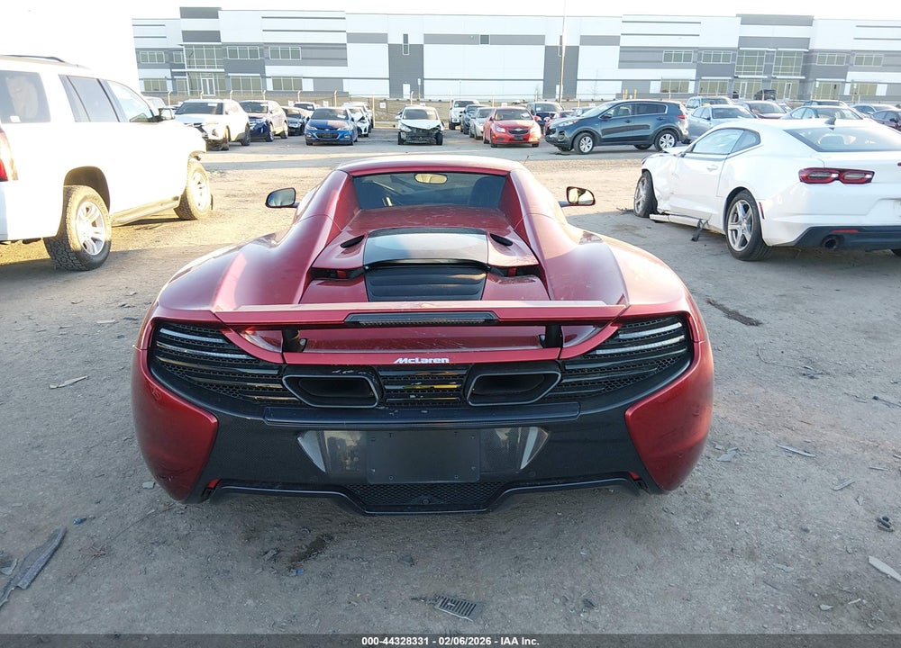 2015 MCLAREN 650S VIN: SBM11FAA2FW004592