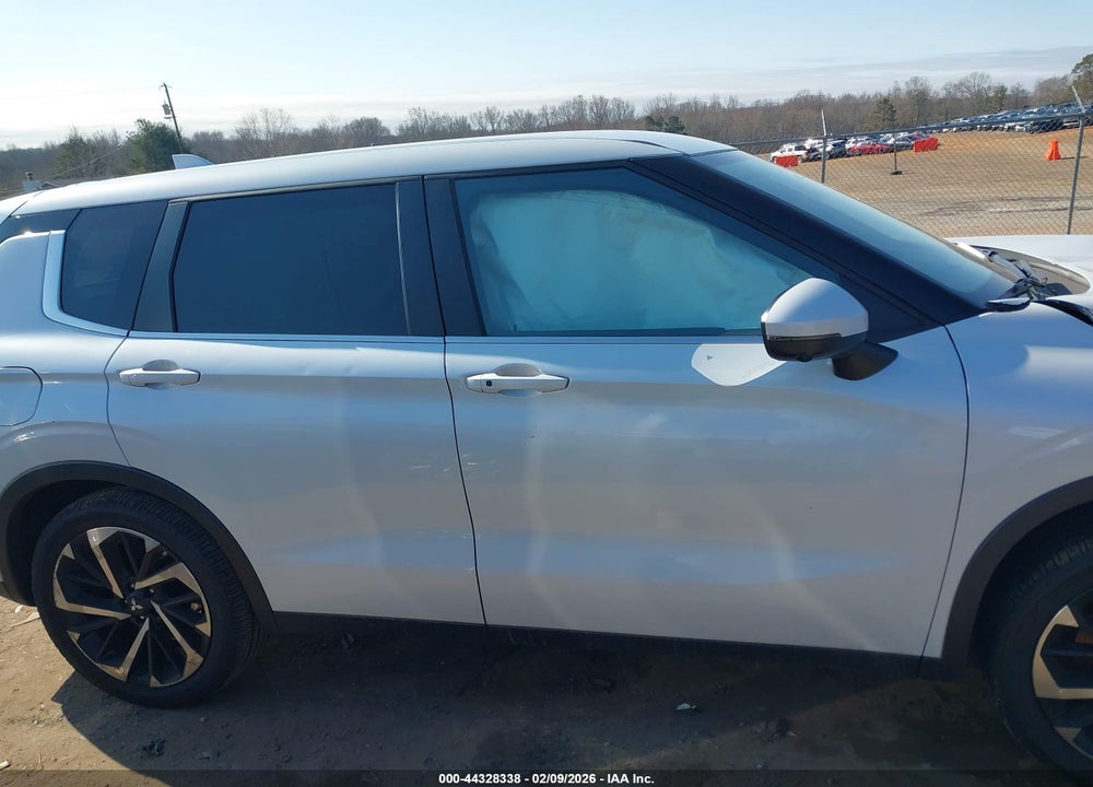 2022 MITSUBISHI OUTLANDER BLACK EDITION 2WD/SE 2.5 2WD/SE LAUNCH EDITION 2WD VIN: JA4J3UA8XNZ011303