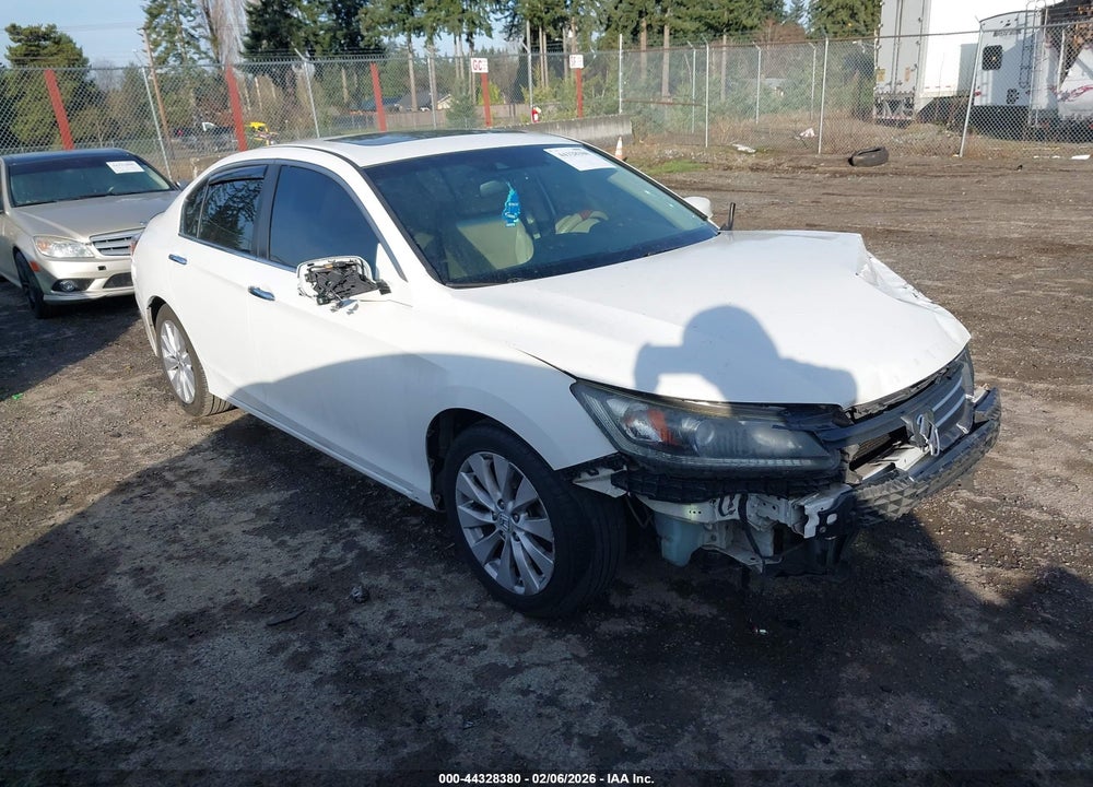 2013 HONDA ACCORD SDN VIN: 1HGCR2F81DA275244