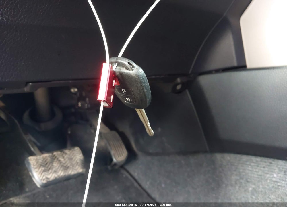 2015 TOYOTA RAV4 XLE VIN: 2T3WFREV2FW171127