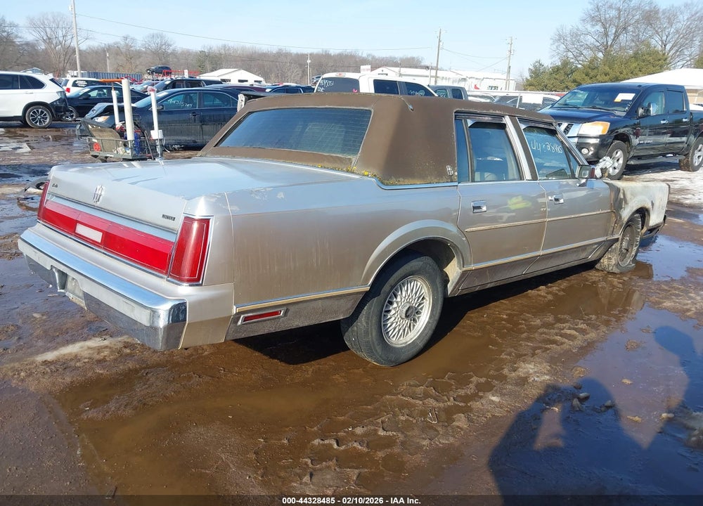 1986 LINCOLN TOWN CAR VIN: 1LNBP96F6GY689151