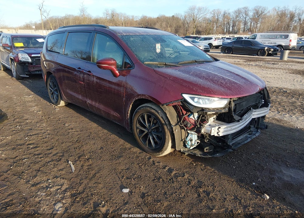 2021 CHRYSLER PACIFICA TOURING L VIN: 2C4RC1BG3MR574070