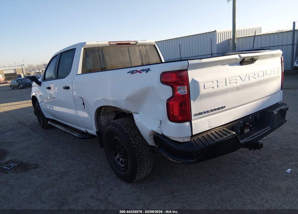 2020 CHEVROLET SILVERADO 1500 4WD  STANDARD BED WT VIN: 1GCUYAEFXLZ235888