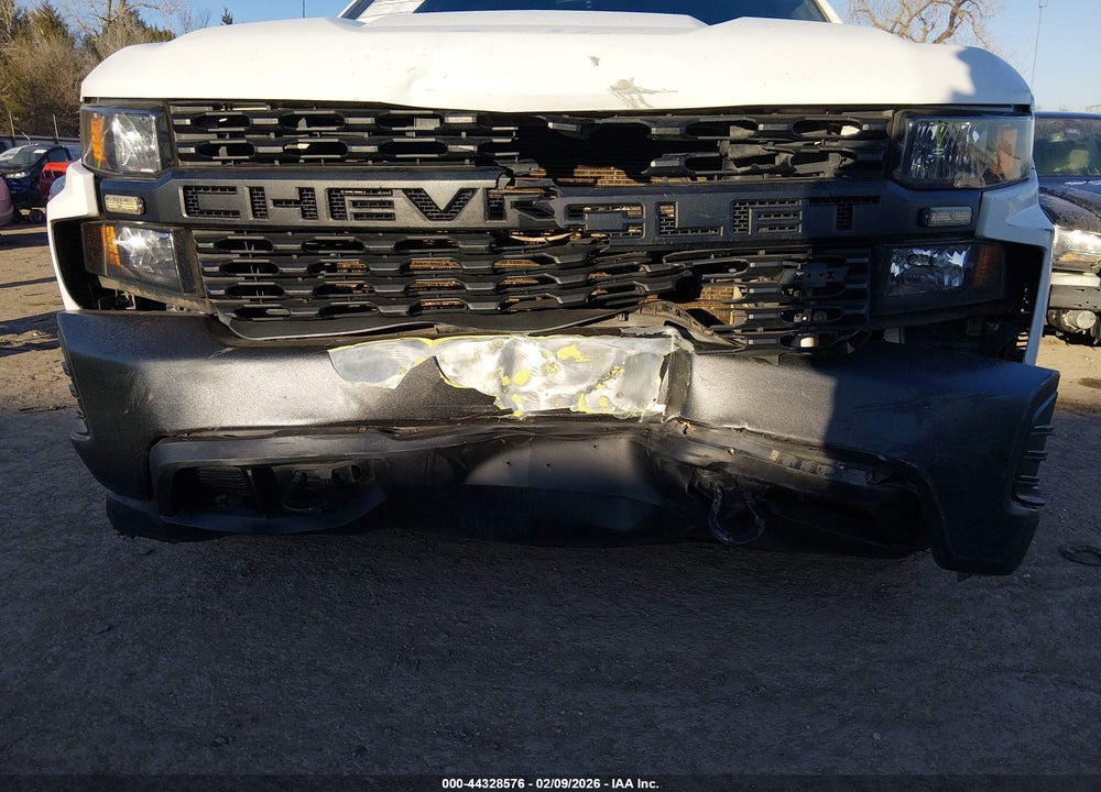 2020 CHEVROLET SILVERADO 1500 4WD  STANDARD BED WT VIN: 1GCUYAEFXLZ235888
