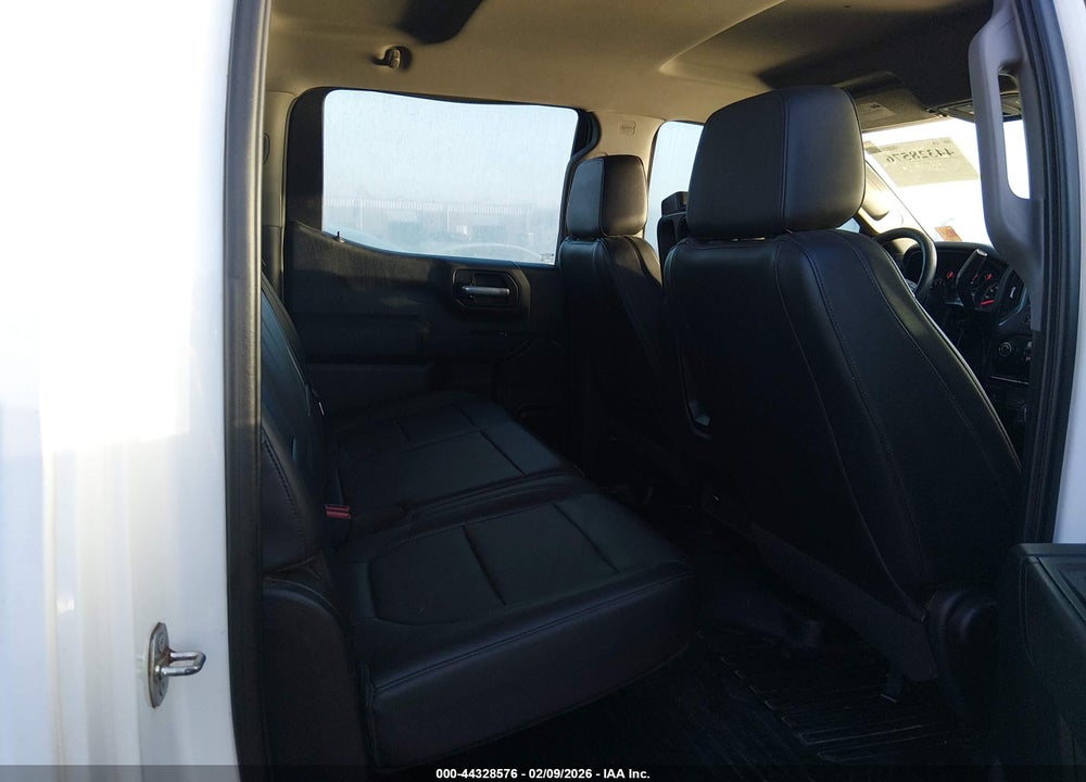 2020 CHEVROLET SILVERADO 1500 4WD  STANDARD BED WT VIN: 1GCUYAEFXLZ235888