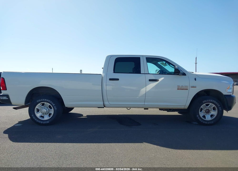 2017 RAM 3500 TRADESMAN  4X4 8' BOX VIN: 3C63R3GT7HG778492