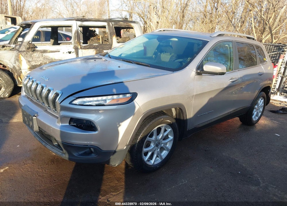 2018 JEEP CHEROKEE LATITUDE FWD VIN: 1C4PJLCB5JD576977
