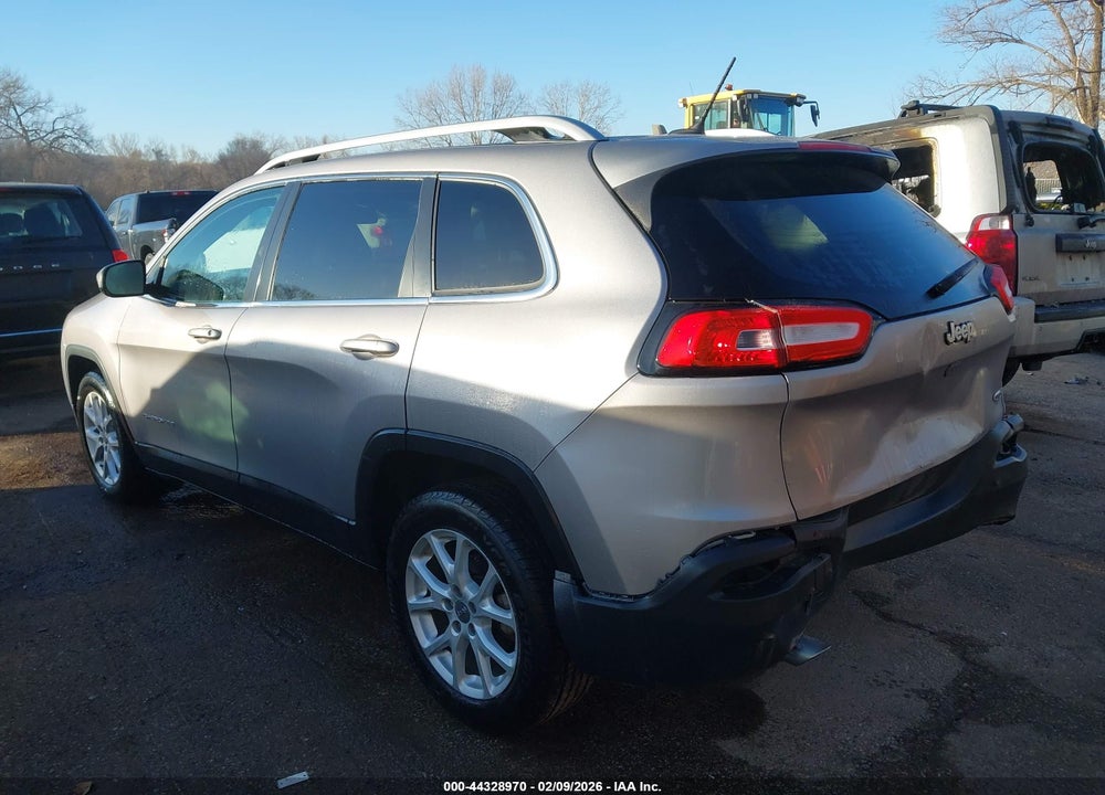 2018 JEEP CHEROKEE LATITUDE FWD VIN: 1C4PJLCB5JD576977