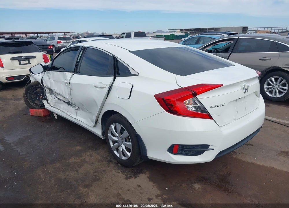 2018 HONDA CIVIC LX VIN: 19XFC2F56JE015577