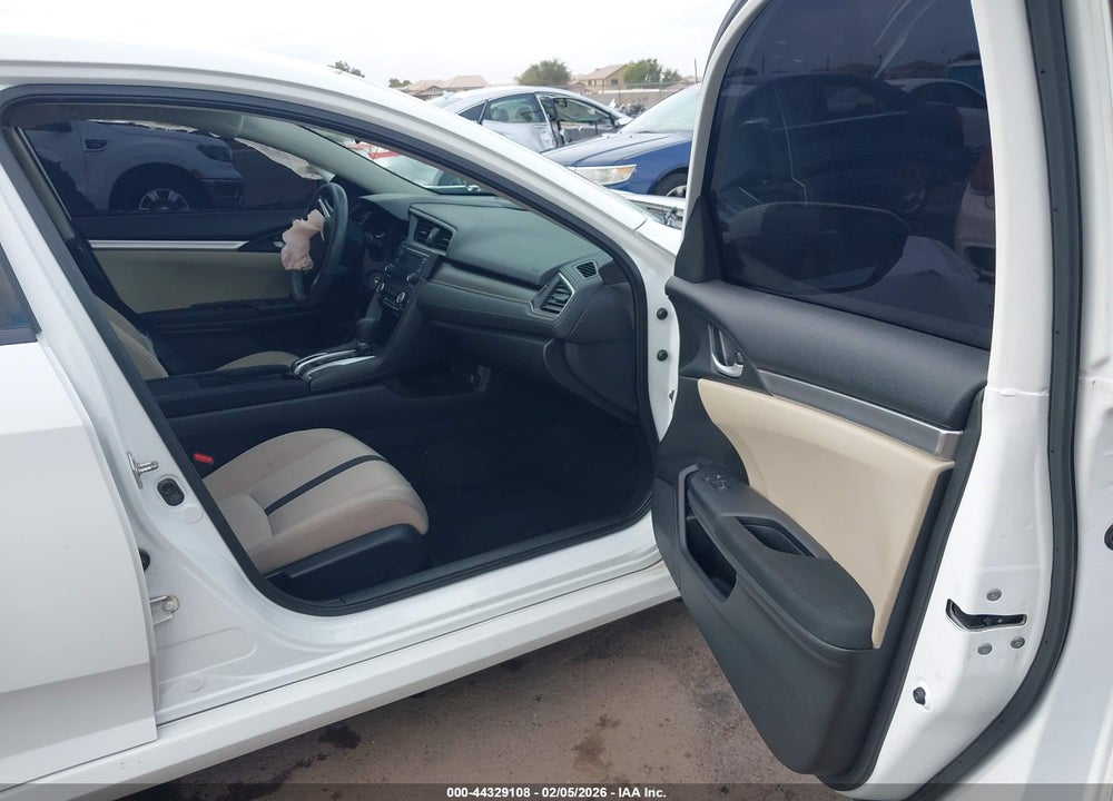 2018 HONDA CIVIC LX VIN: 19XFC2F56JE015577