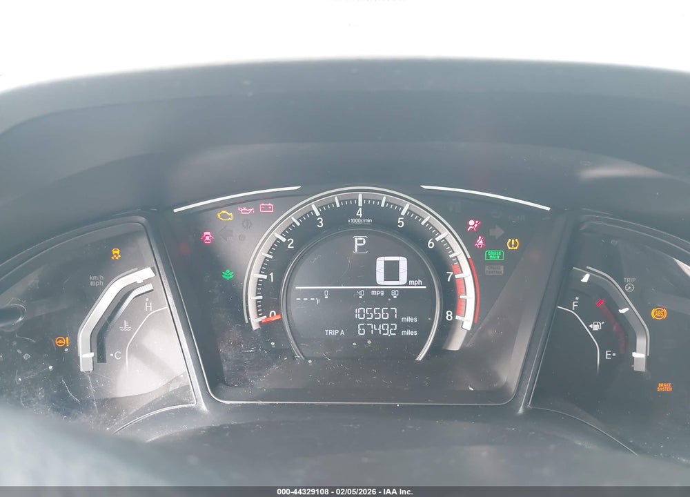 2018 HONDA CIVIC LX VIN: 19XFC2F56JE015577