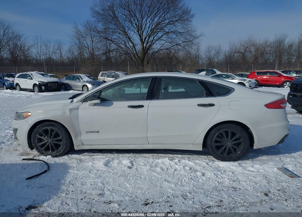 2019 FORD FUSION HYBRID SEL VIN: 3FA6P0MU8KR169209