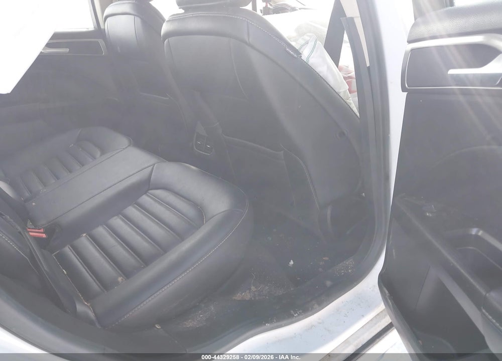 2019 FORD FUSION HYBRID SEL VIN: 3FA6P0MU8KR169209