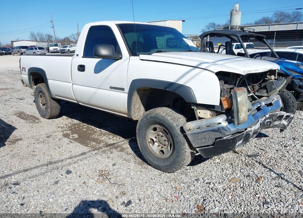 2004 CHEVROLET SILVERADO 2500HD WORK TRUCK VIN: 1GCHK24U54E362498