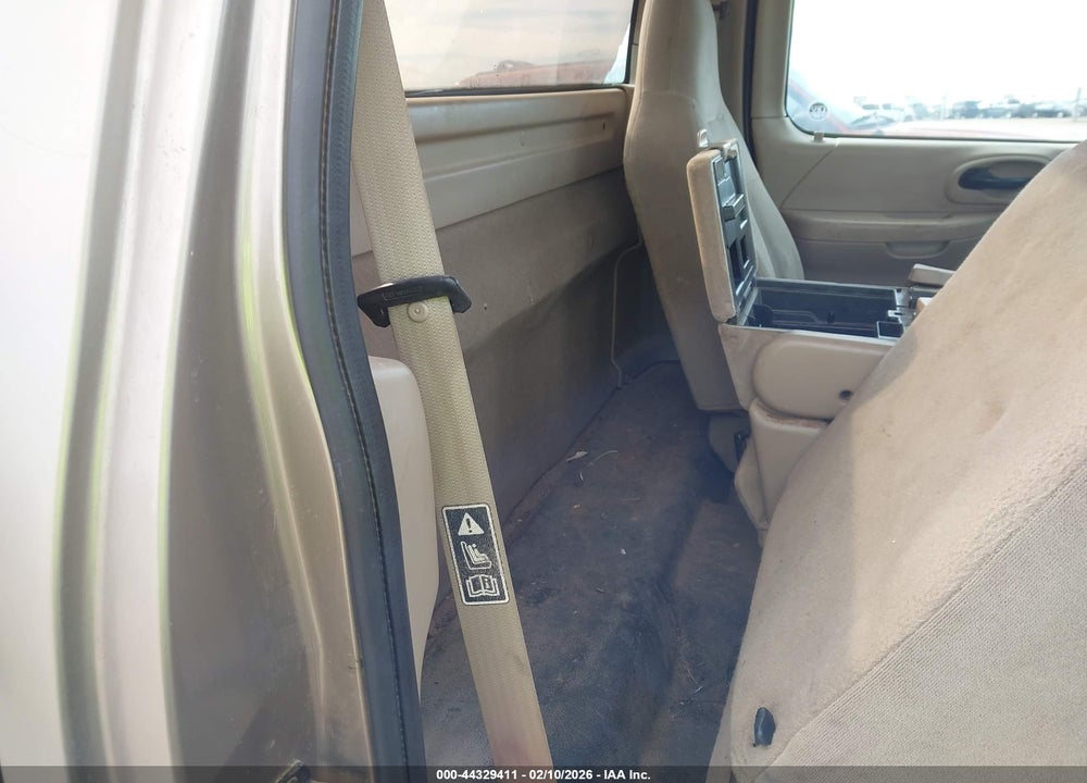 2002 FORD F-150 XL/XLT VIN: 1FTRF172X2KA61270