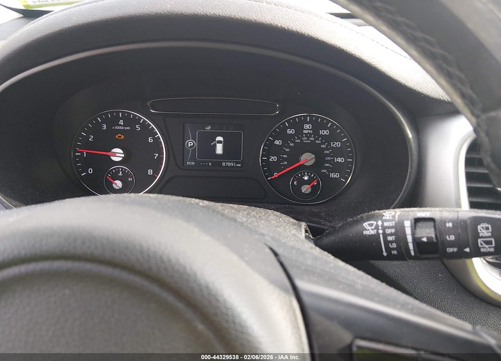 2018 KIA SORENTO 2.4L LX VIN: 5XYPGDA32JG415939