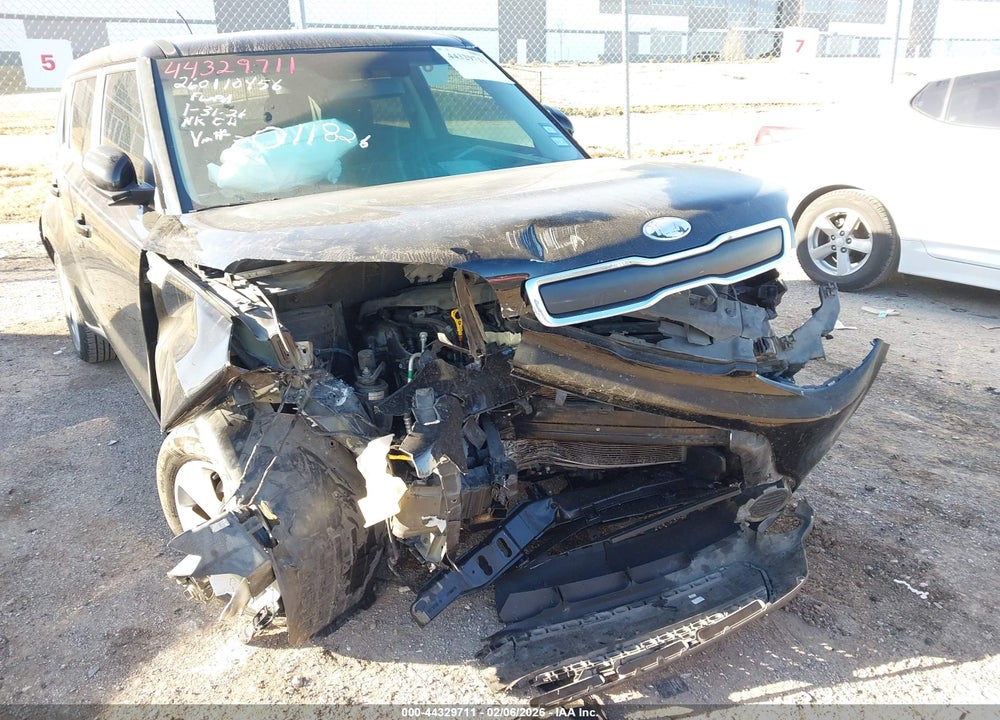 2014 KIA SOUL VIN: KNDJN2A24E7011826