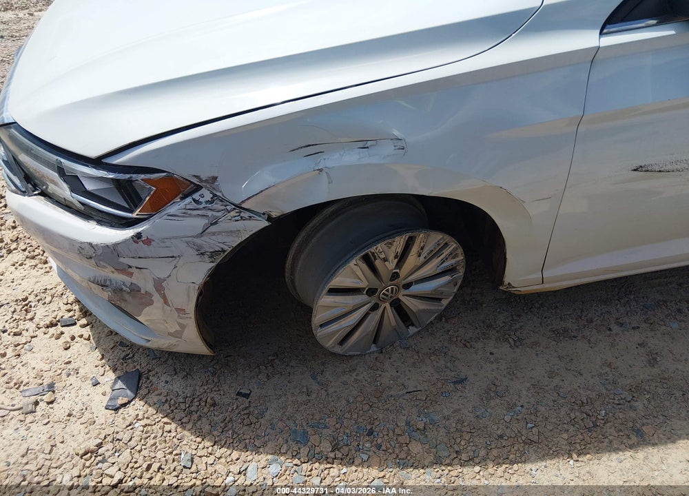 2019 VOLKSWAGEN JETTA 1.4T R-LINE/1.4T S/1.4T SE VIN: 3VWCB7BUXKM130039