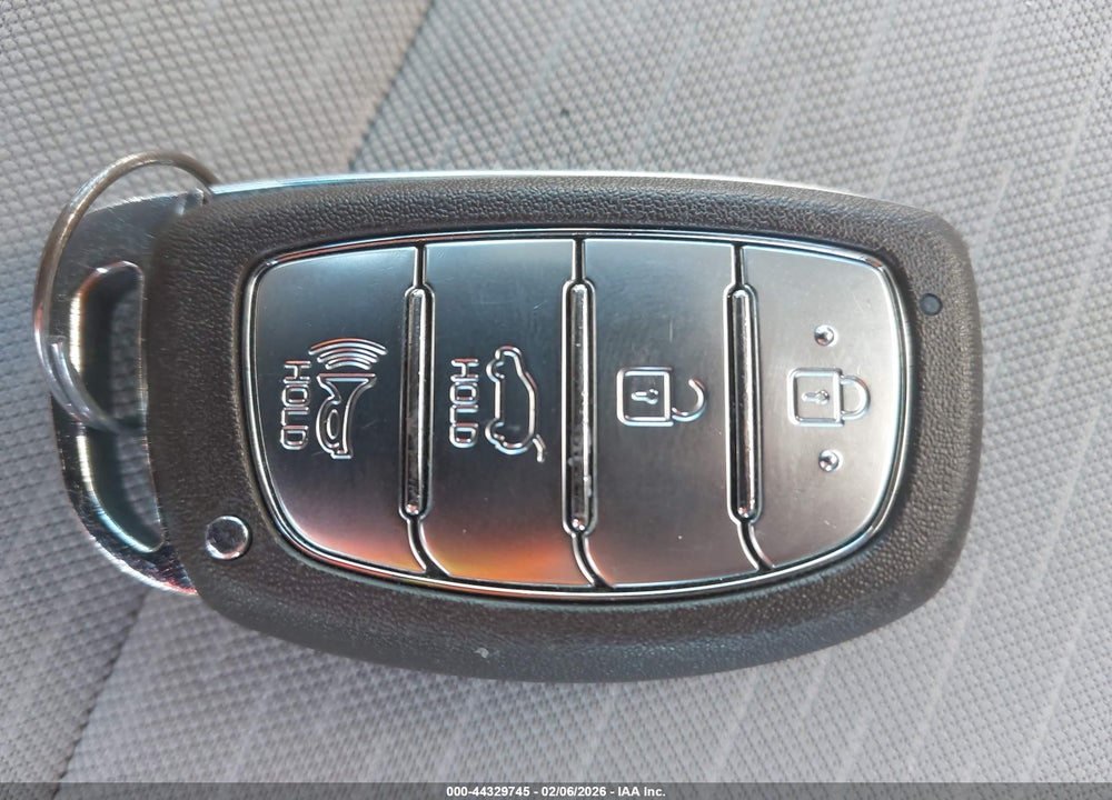 2020 HYUNDAI TUCSON VALUE VIN: KM8J3CA42LU177575