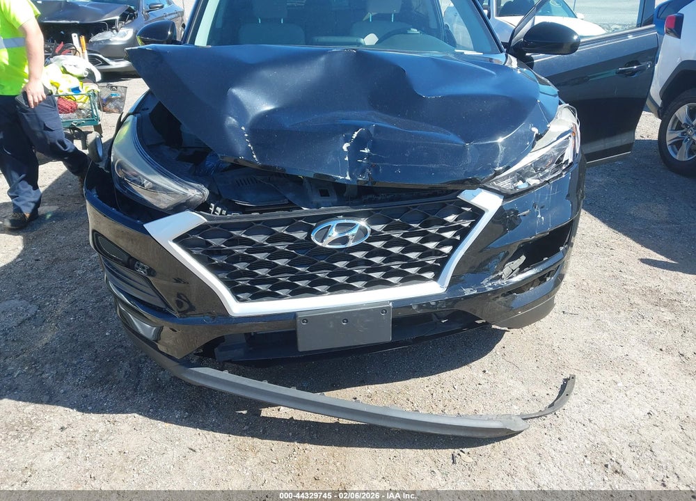 2020 HYUNDAI TUCSON VALUE VIN: KM8J3CA42LU177575