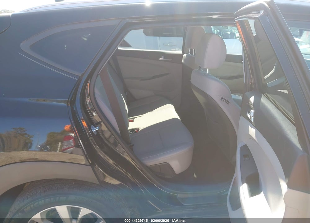 2020 HYUNDAI TUCSON VALUE VIN: KM8J3CA42LU177575