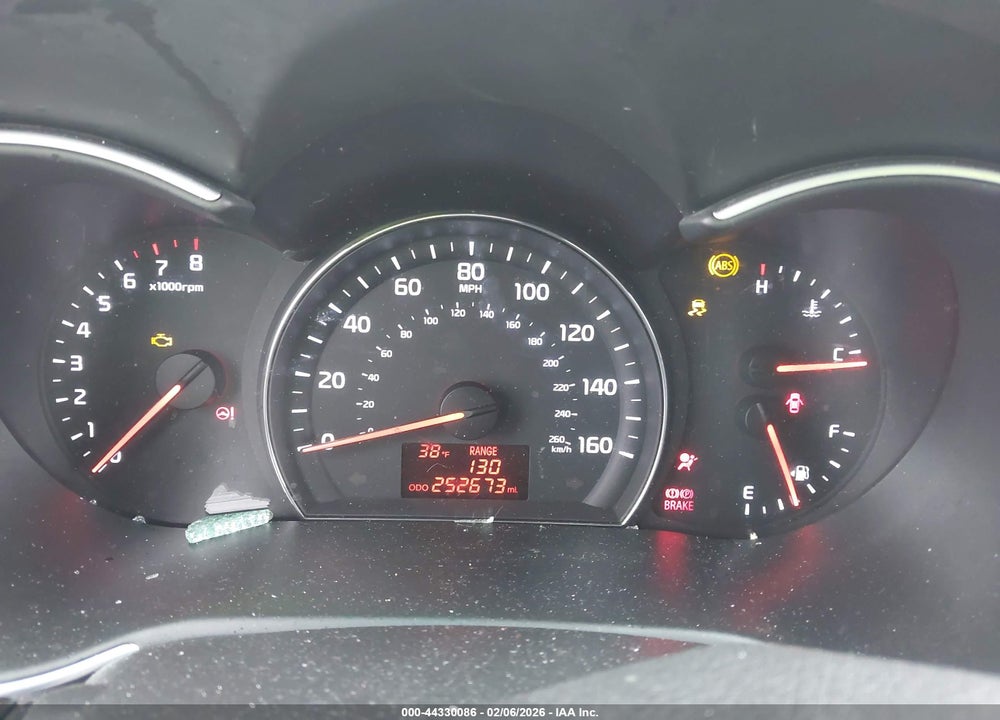 2014 KIA SORENTO LX VIN: 5XYKT3A63EG516066