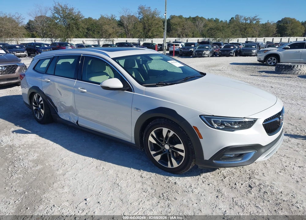 2018 BUICK REGAL TOURX ESSENCE VIN: W04GV8SX7J1147138