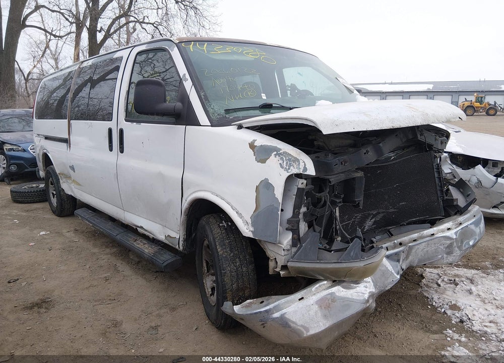 2008 CHEVROLET EXPRESS LS VIN: 1GAHG39K581170440
