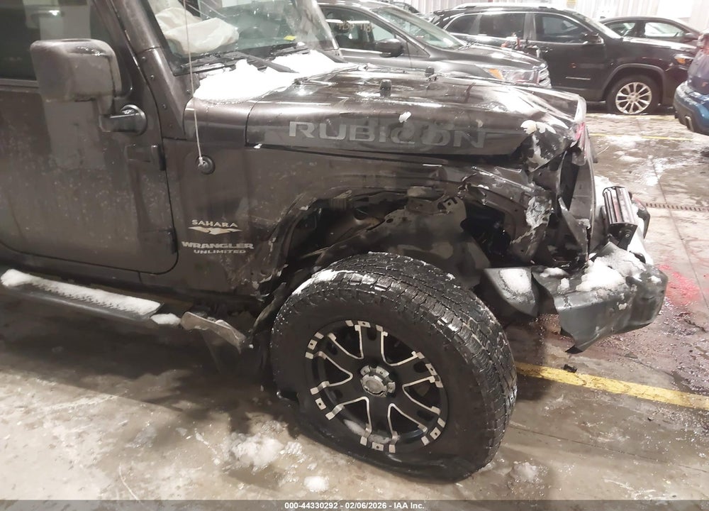2013 JEEP WRANGLER UNLIMITED SAHARA VIN: 1C4BJWEG8DL639715