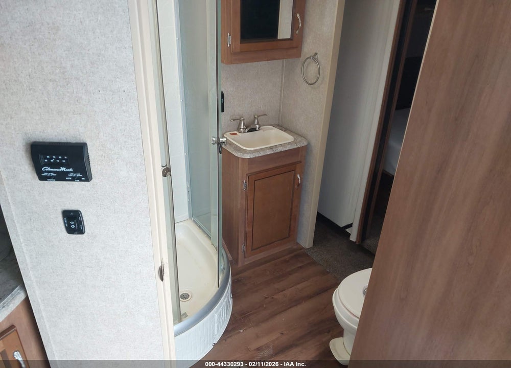 2017 COACHMAN CATALINA LEGACY SERI VIN: 5ZT2CAYB1HT010265