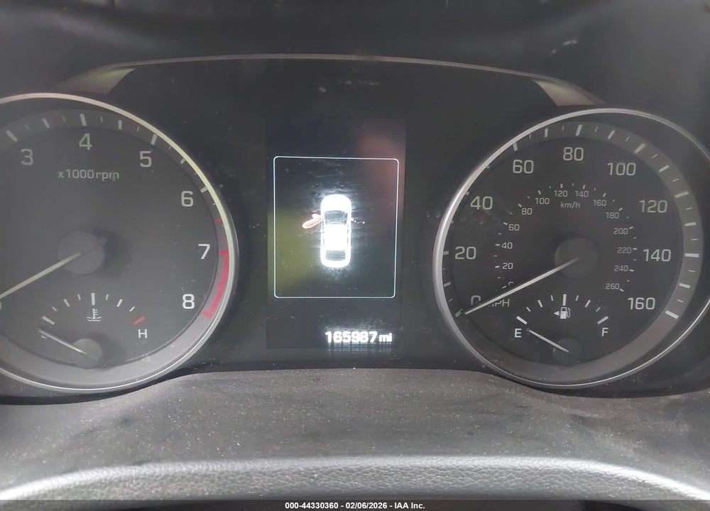 2018 HYUNDAI ELANTRA LIMITED VIN: 5NPD84LF5JH225732