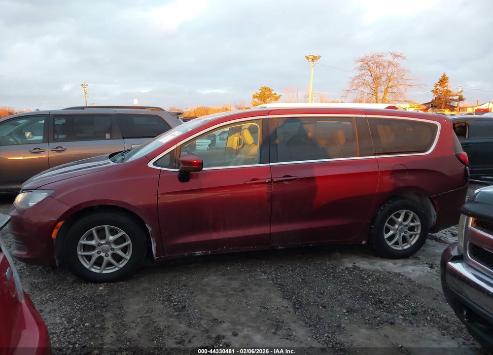 2017 CHRYSLER PACIFICA LX VIN: 2C4RC1CG0HR516194