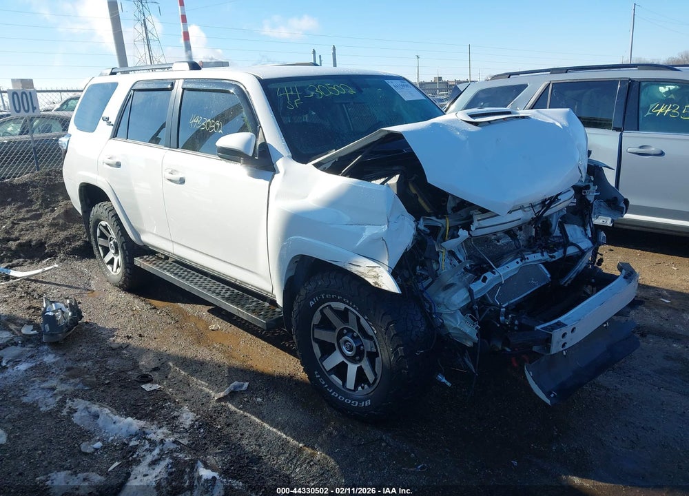 2019 TOYOTA 4RUNNER TRD OFF ROAD VIN: JTEBU5JR8K5617283